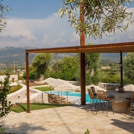 Luxury Happynest Spasmeni Vrisi