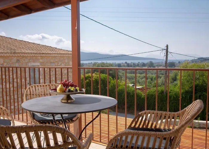 Luxury Happynest Villa Spasmeni Vrisi