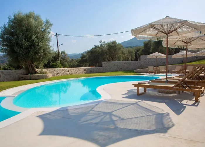 Βίλα Luxury Happynest Spasmeni Vrisi